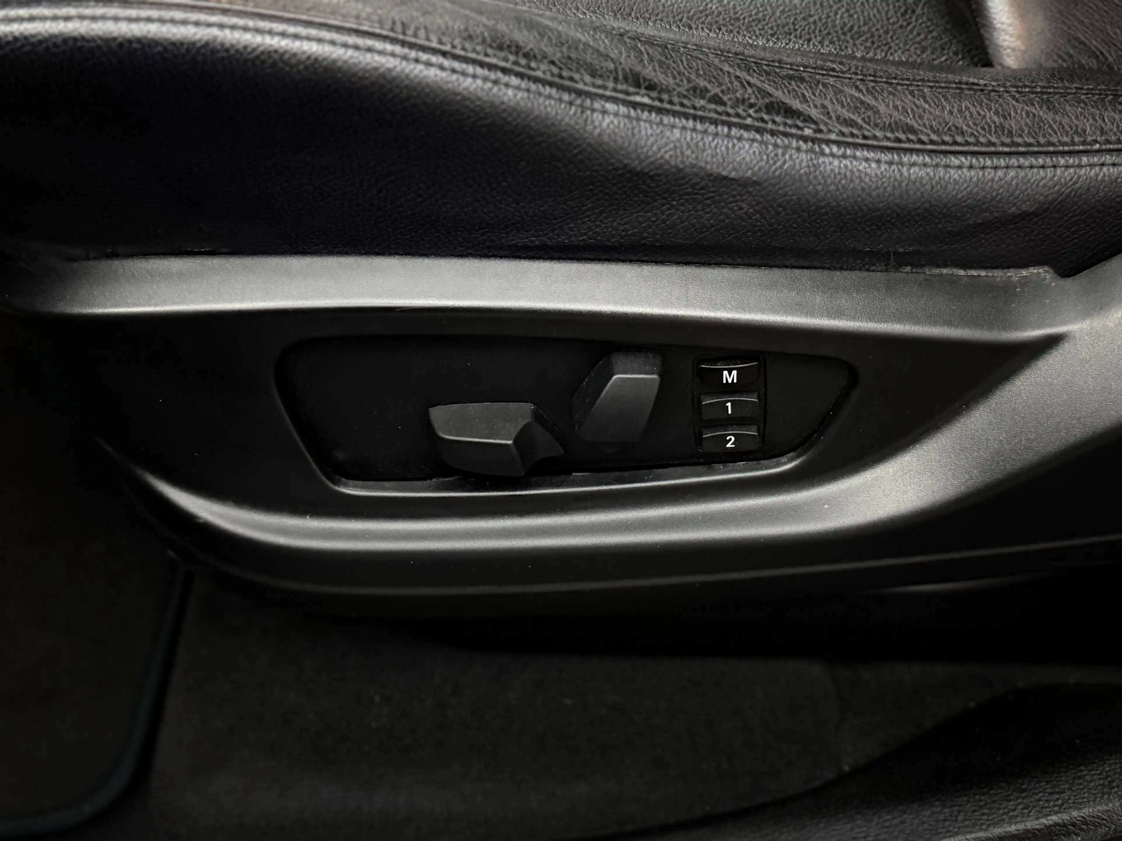 BMW X6 M50d Schuifdak, Leder, Camera, Navi, Elektrische a — photo 17