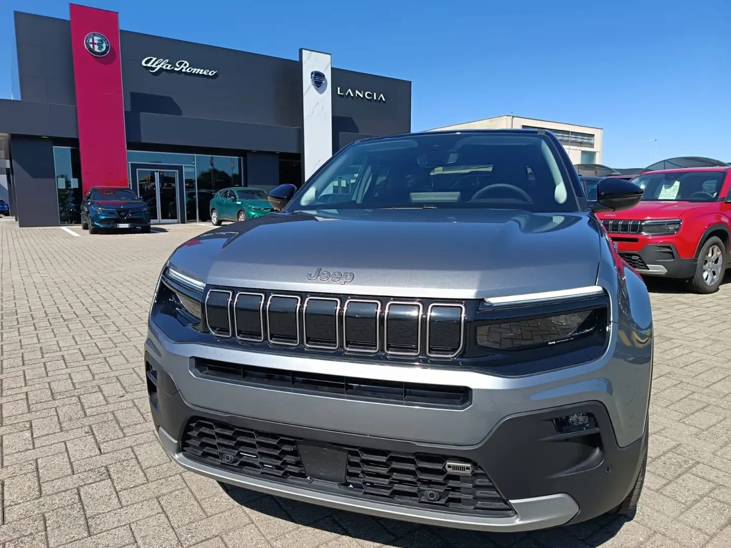 Jeep Avenger 1.2 Turbo Summit Grigio - 2