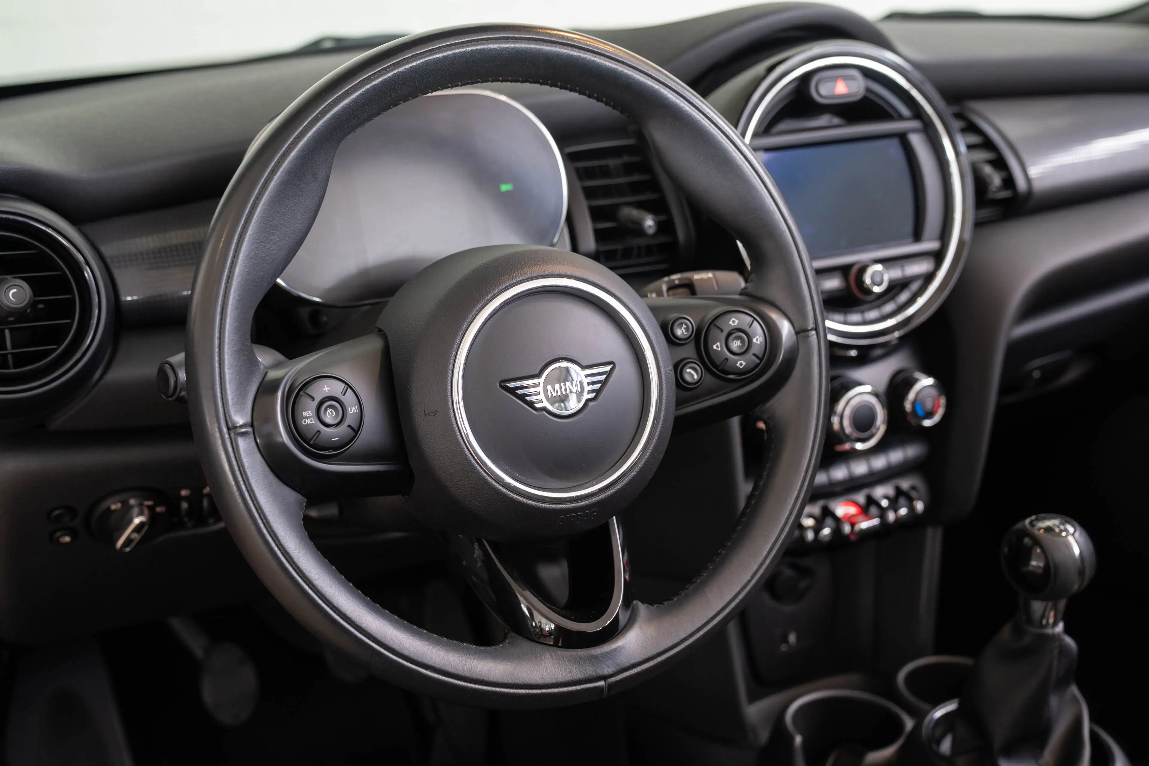 MINI Cooper Cabrio 1.5 Salt | Navigatie | Parkeersensoren | Lichtmeta — photo 14
