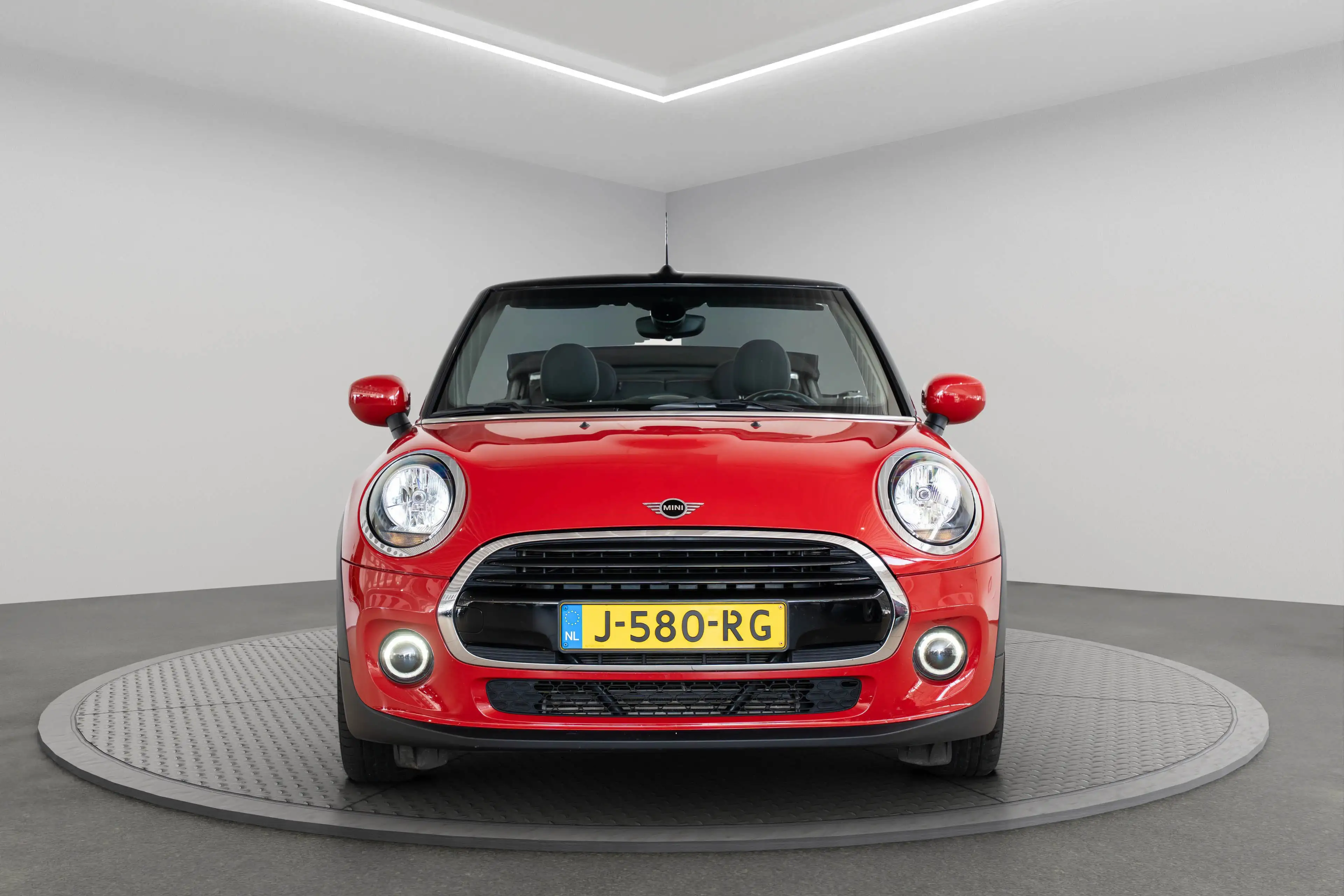 MINI Cooper Cabrio 1.5 Salt | Navigatie | Parkeersensoren | Lichtmeta — photo 2