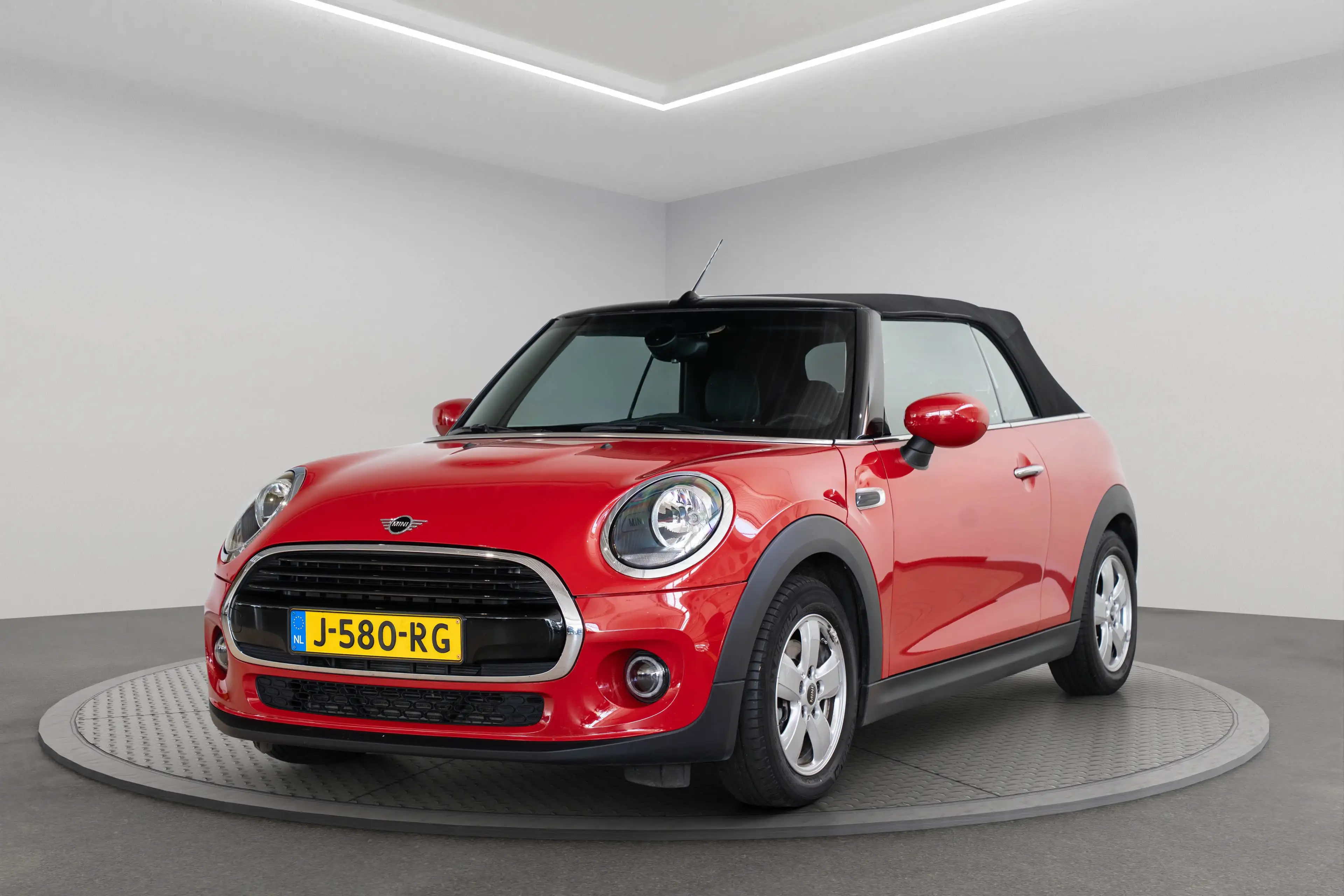 MINI Cooper Cabrio 1.5 Salt | Navigatie | Parkeersensoren | Lichtmeta — photo 6