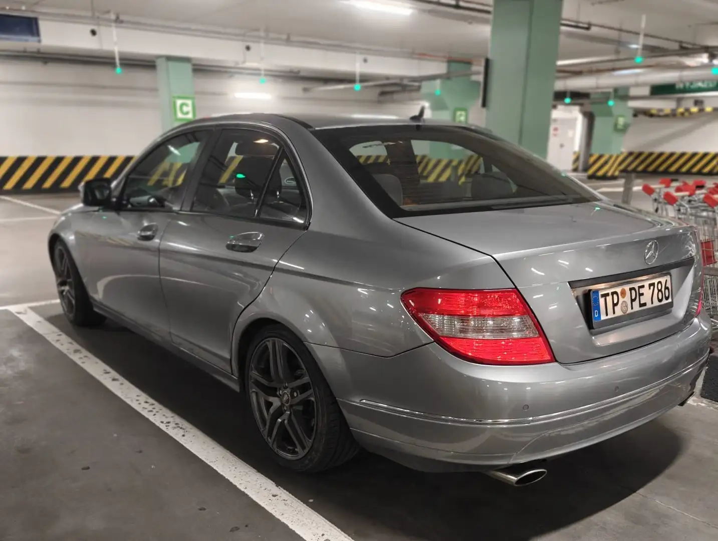 Mercedes-Benz C 280 C-Klasse 7G-TRONIC Classic siva - 1