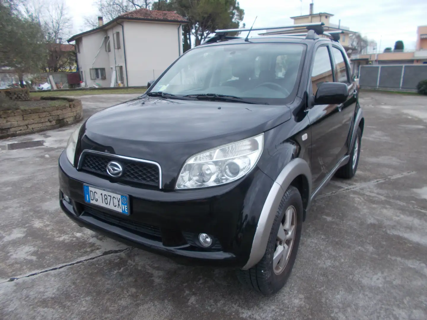 Daihatsu Terios 1.5 SX O/F  4X4 Nero - 2