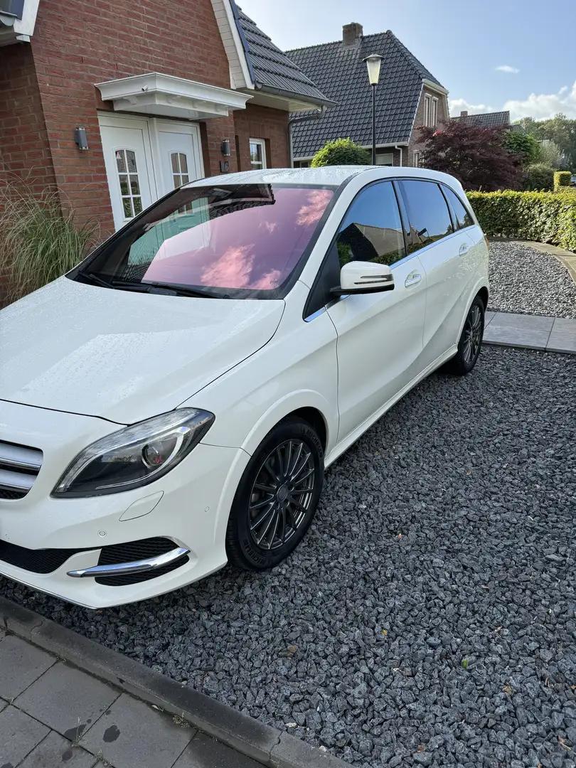 Mercedes-Benz B Electric Drive (Electric Drive) 250 e Urban - 1