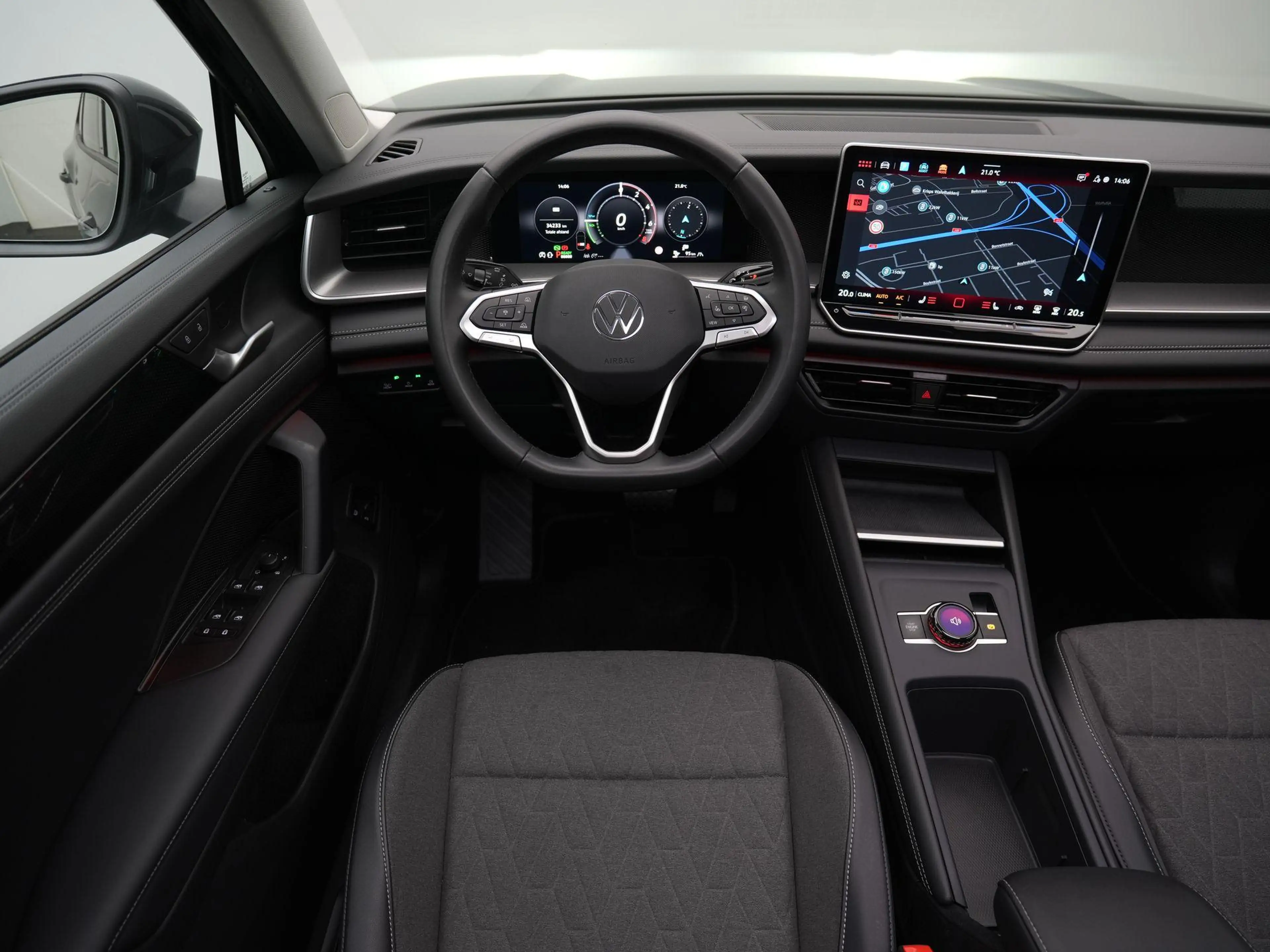 Volkswagen Tayron 1.5 eHybrid 204pk Life | Trekhaak | Panoramadak | — photo 7