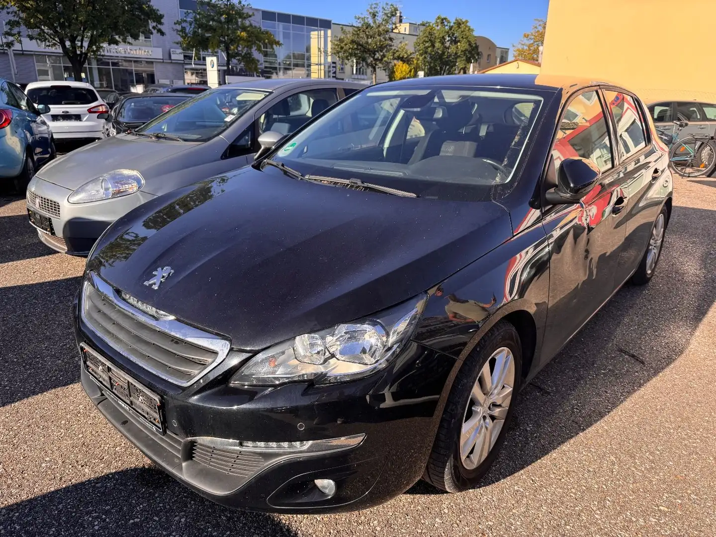 Peugeot 308 Active Schwarz - 1