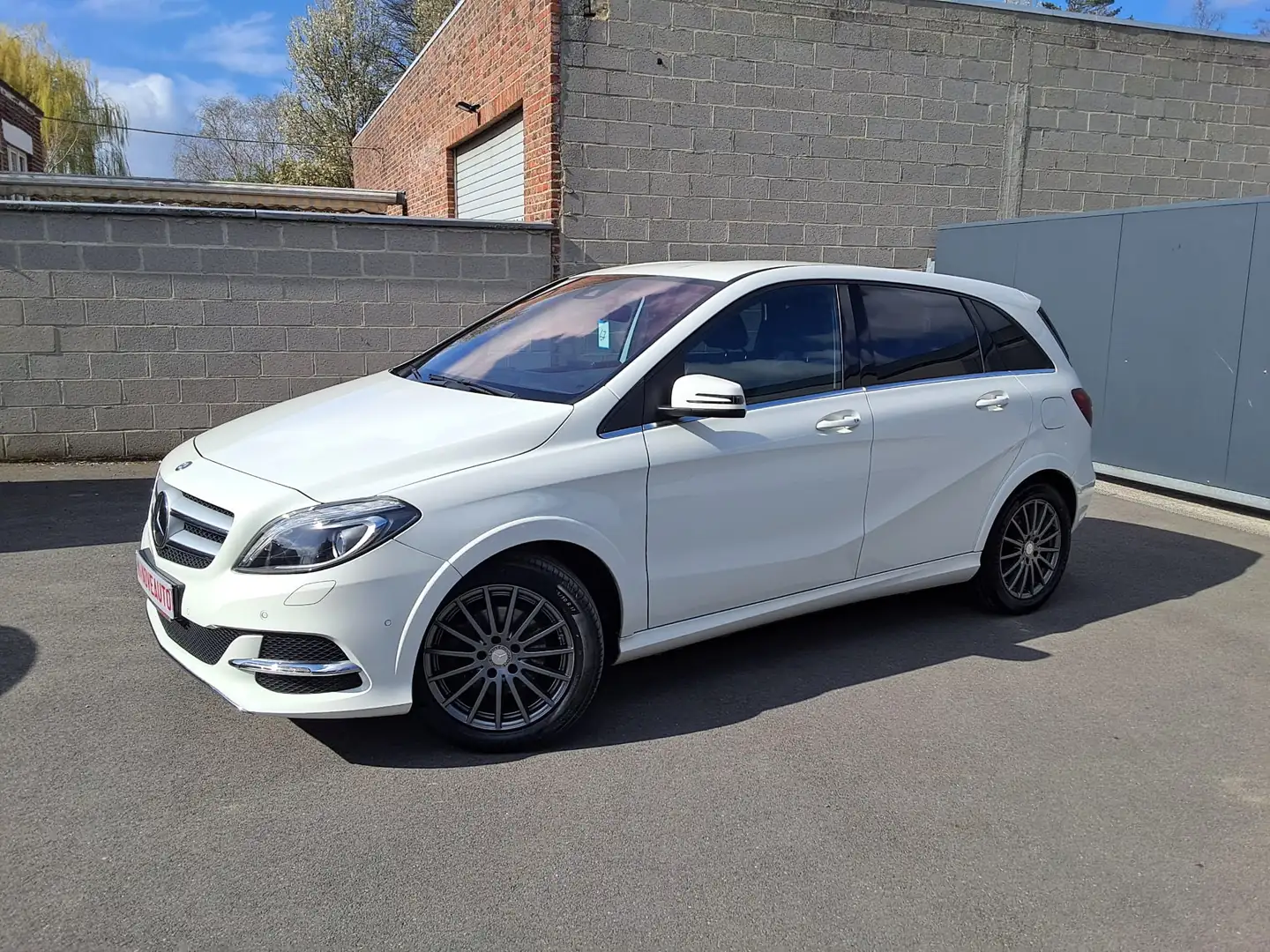 Mercedes-Benz B Electric Drive B250E AUTOM NAV CAM PARKHULP V&A CRUISE BLUET USB Weiß - 2