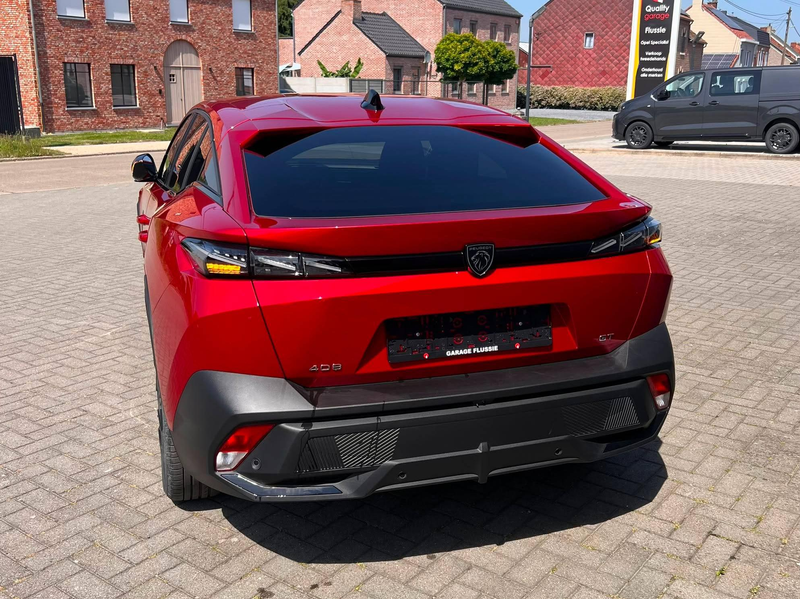 Peugeot 408 GT 145 Hybrid — photo 5