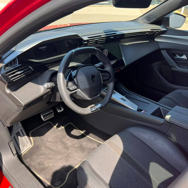 Peugeot 408 GT 145 Hybrid — photo 7