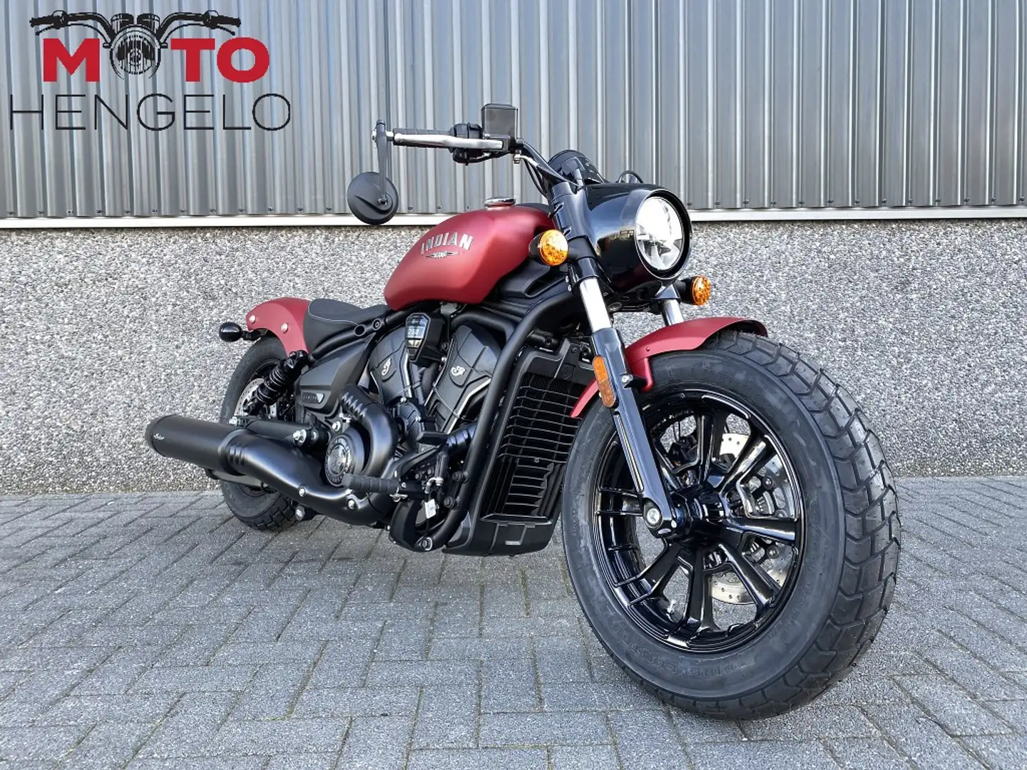 Indian Scout BOBBER LIMITED Červená - 2