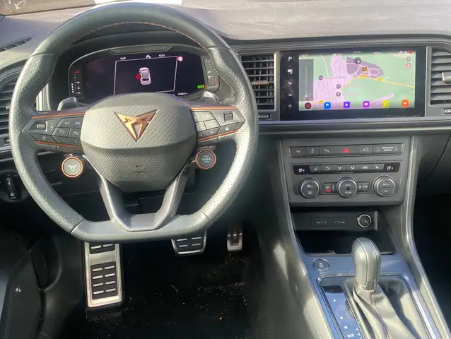 Cupra Ateca view 4