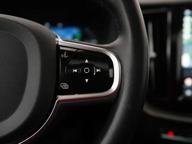 Volvo XC60 view 10