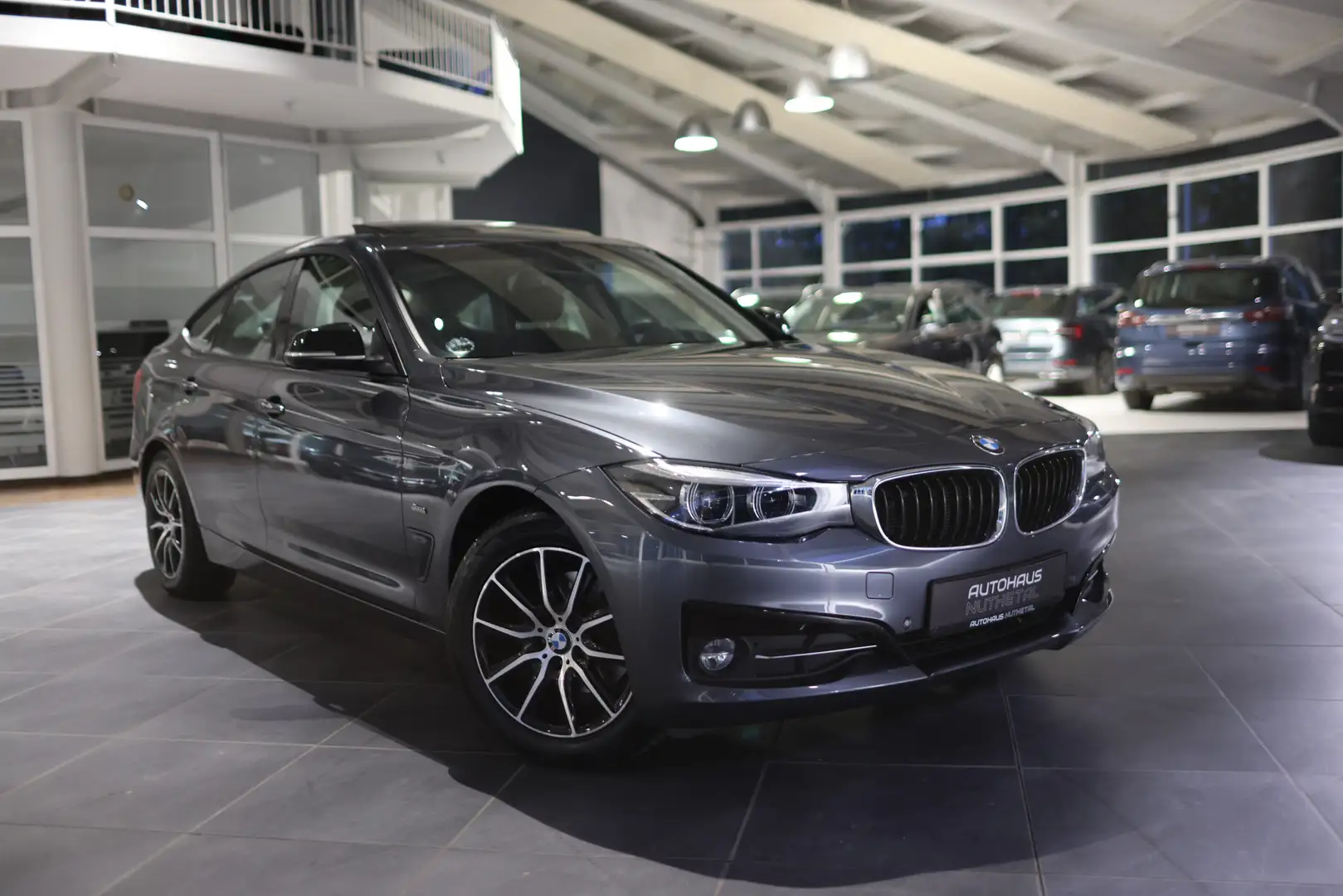 BMW 320 SPORT LINE ANHÄNGERKUPPLUNG Grau - 1