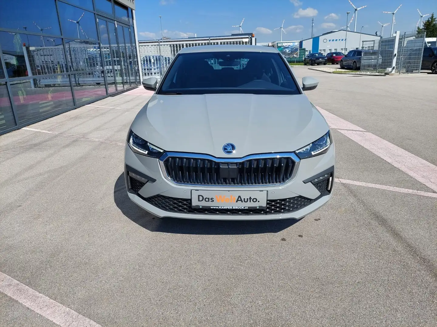 Skoda Scala Selection TSI DSG Grau - 2