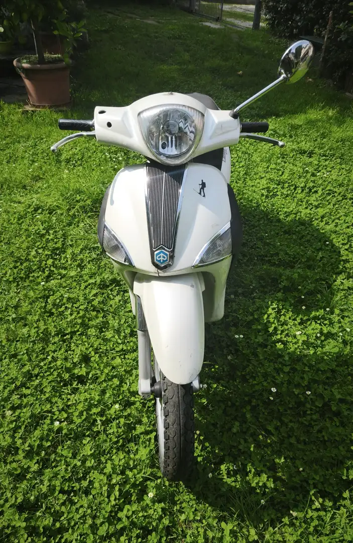 Piaggio Liberty 125 Bianco - 2
