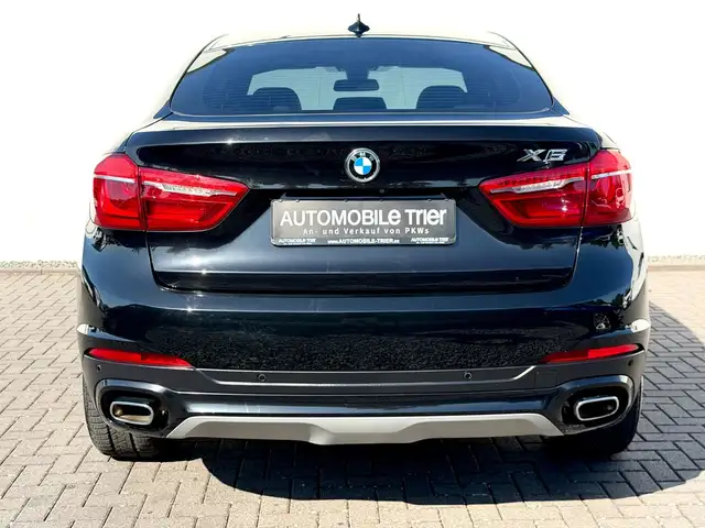 BMW X6 view 6