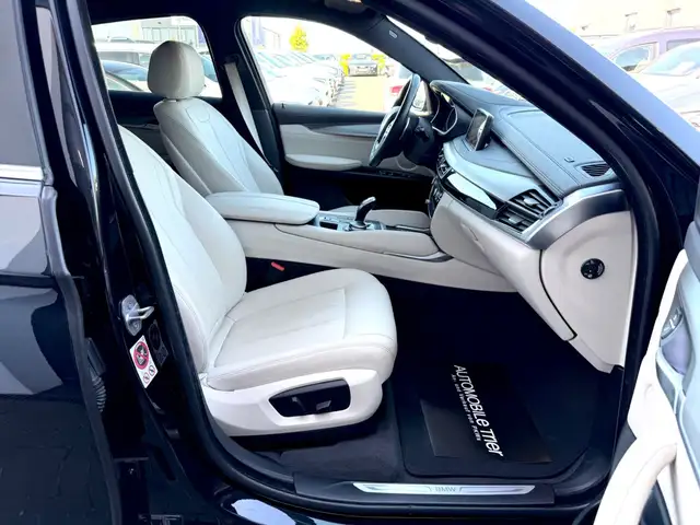 BMW X6 view 11