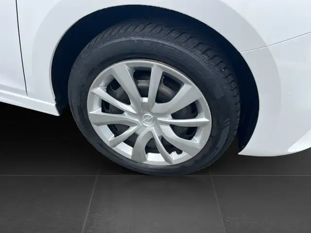 Opel Corsa view 8