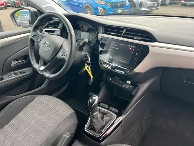 Opel Corsa view 10