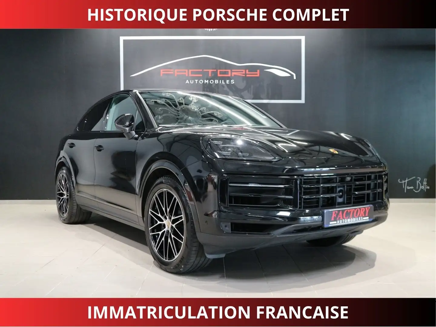 Porsche Cayenne (9YB) 3.0 V6 470CH E-HYBRID Schwarz - 1