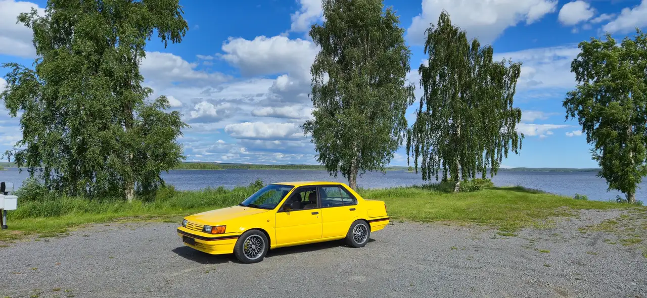 Nissan Sunny 1.8 GTI, foto 9