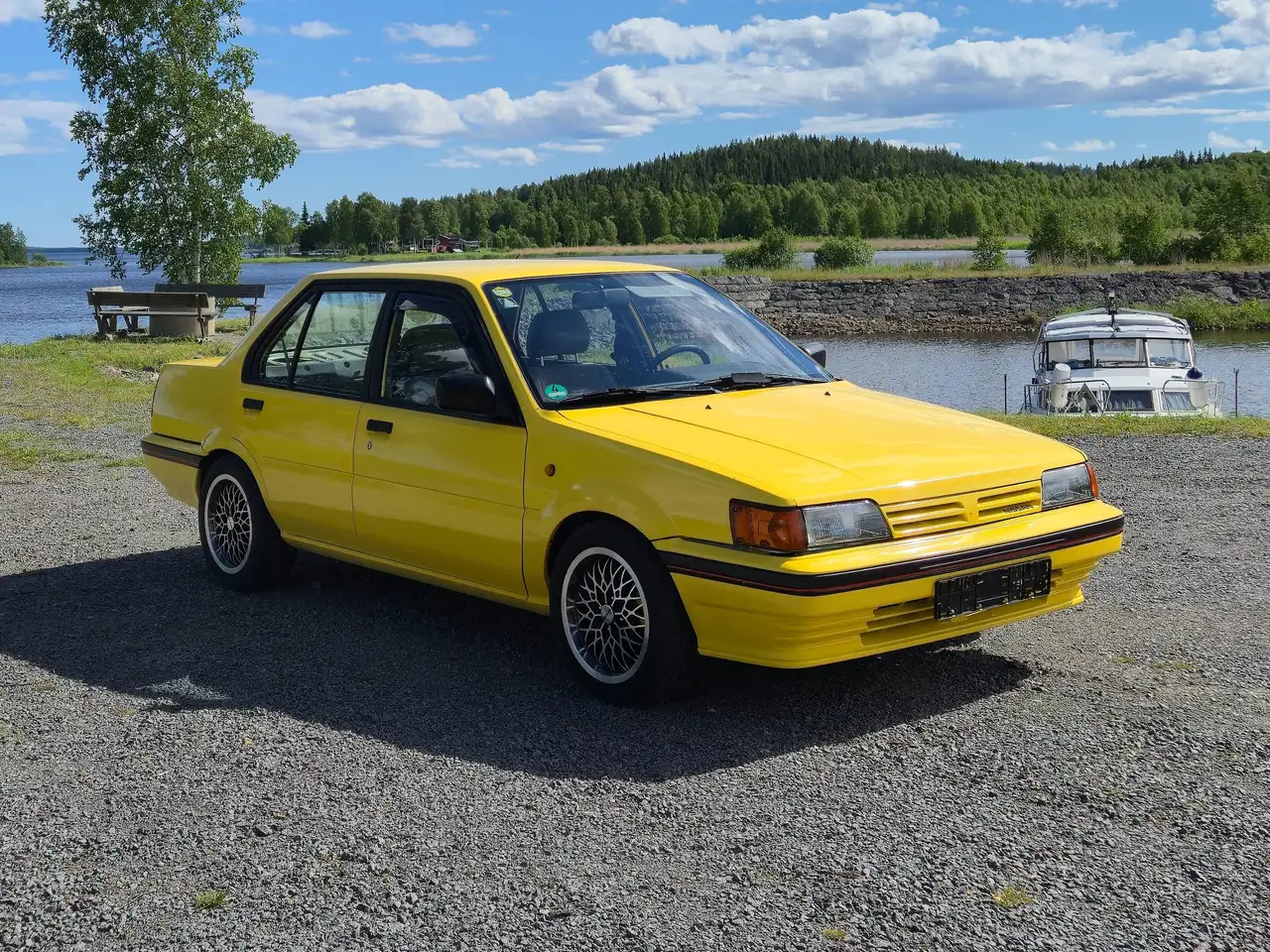 Nissan Sunny 1.8 GTI, foto 7