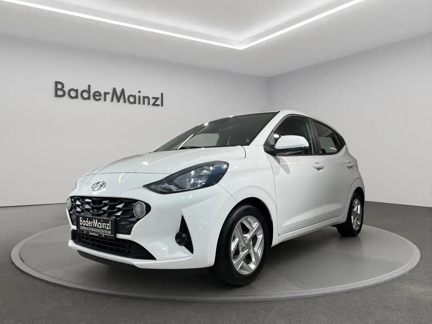 Hyundai i10 Trend 1.2 DAB SitzHzg. LenkHzg. Klima Blanc - 1