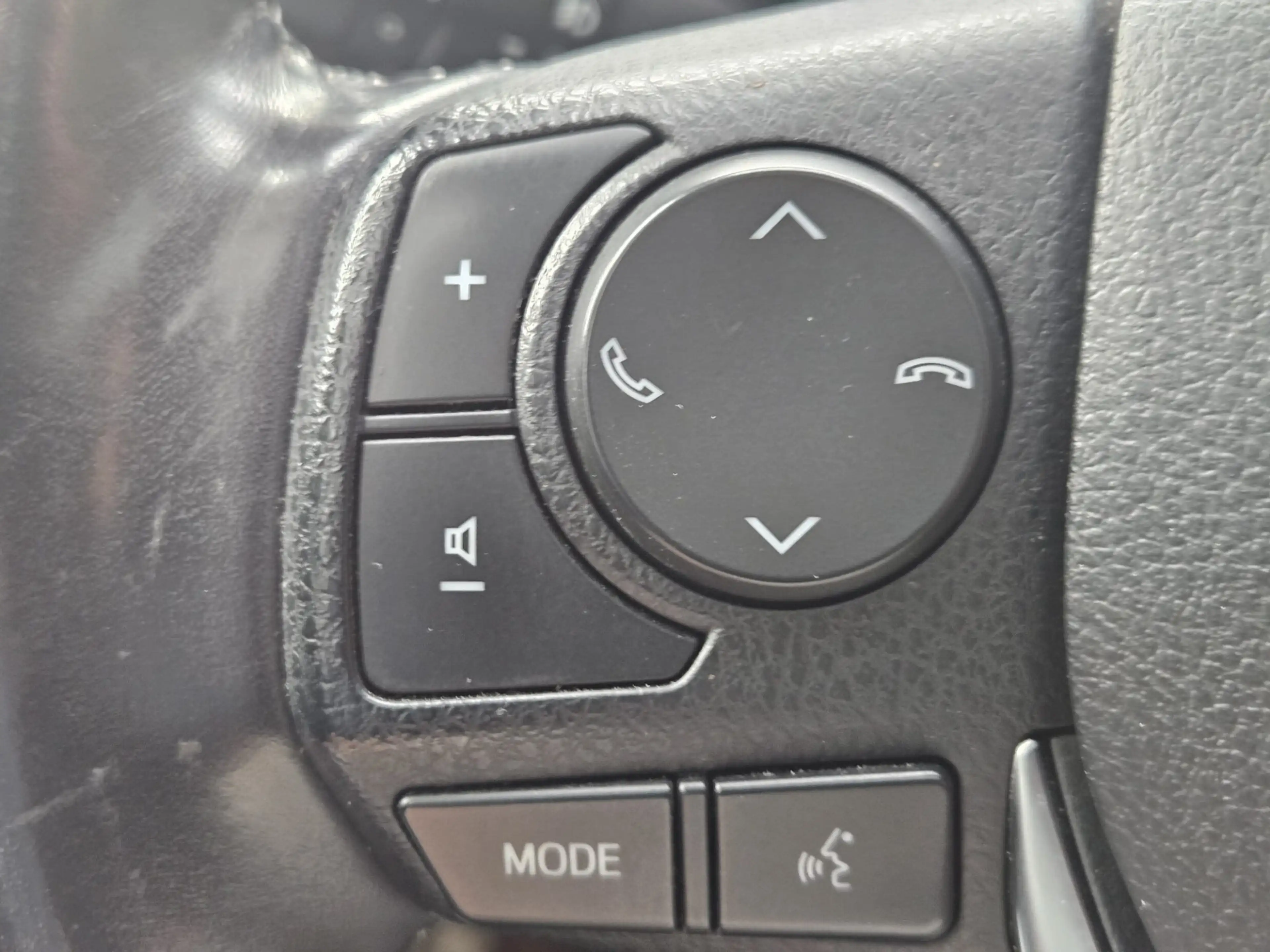 Toyota Auris Touring Sports 1.8 Hybrid Lease pro — photo 16