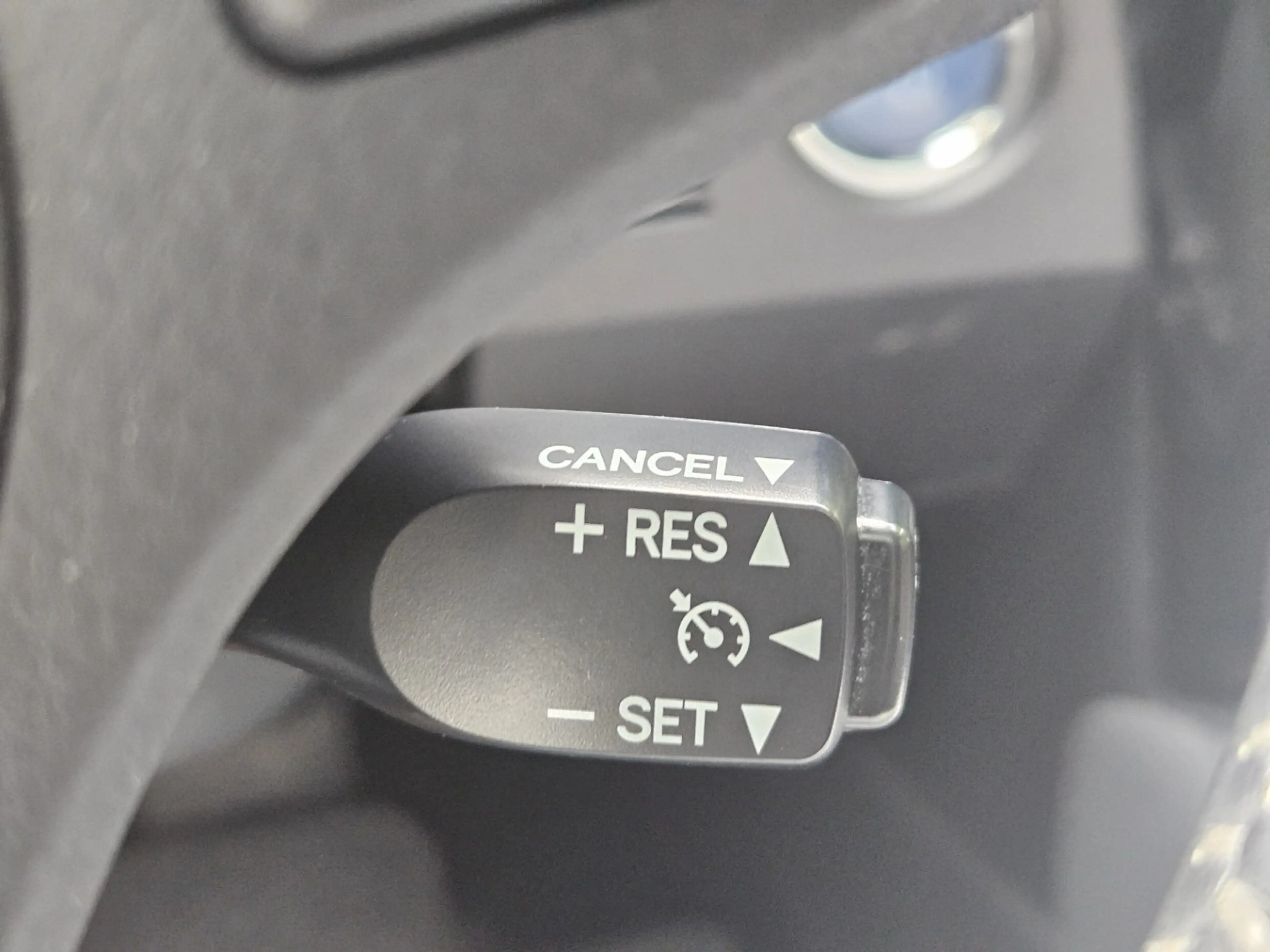 Toyota Auris Touring Sports 1.8 Hybrid Lease pro — photo 13