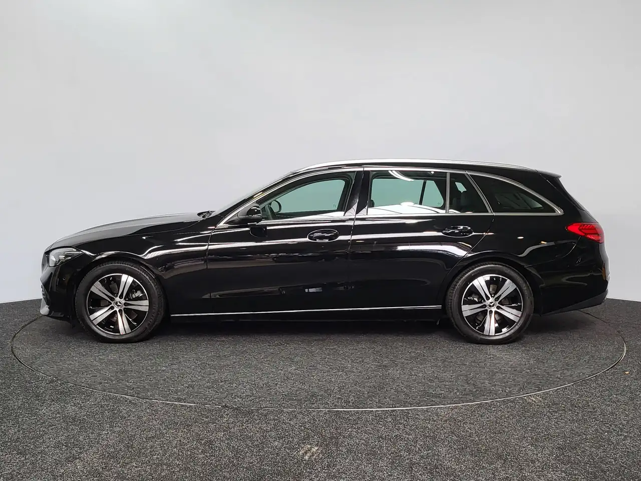 Mercedes-Benz C-Class 200 d 2025 56.984 km Cruise Led Navi CarPlay Camera DAB Automatische Airco, миниатюра 3