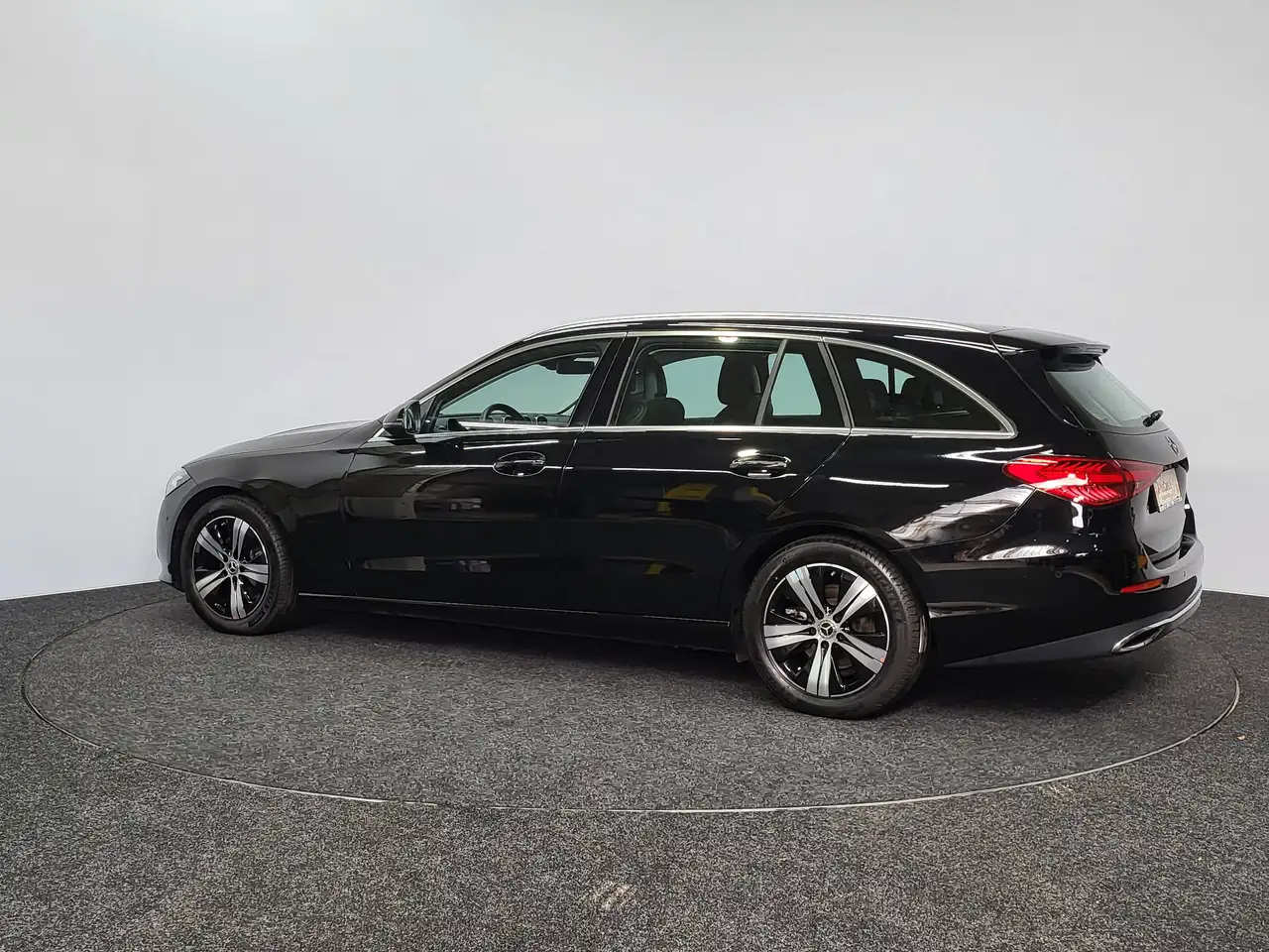 Mercedes-Benz C-Class 200 d 2025 56.984 km Cruise Led Navi CarPlay Camera DAB Automatische Airco, миниатюра 4