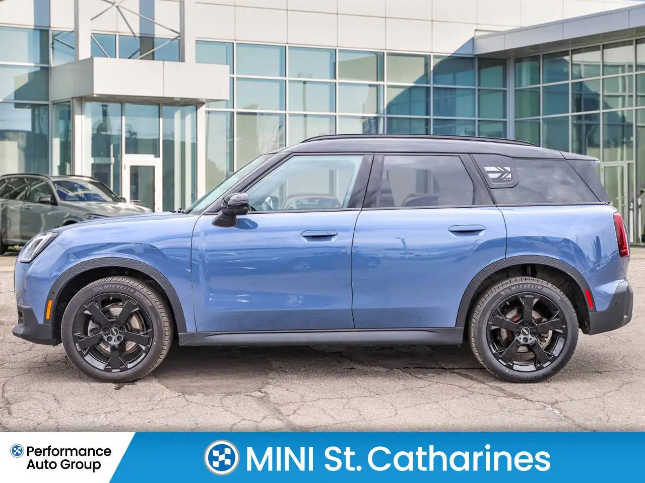 MINI Countryman снимка MINI Countryman