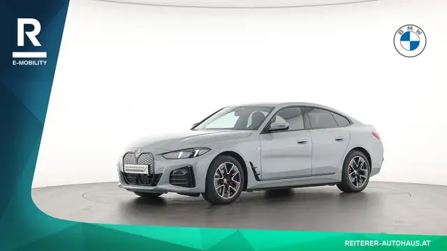 BMW I4 view 3