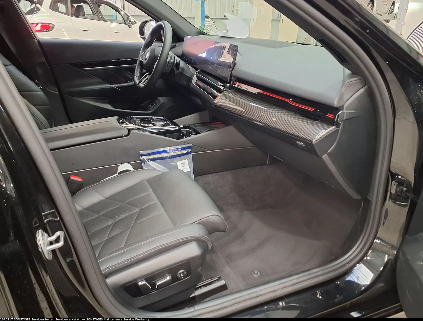 BMW 520 i Limo M Sport PANO DA+ 360° h&k Sitzklima Schwarz - 2