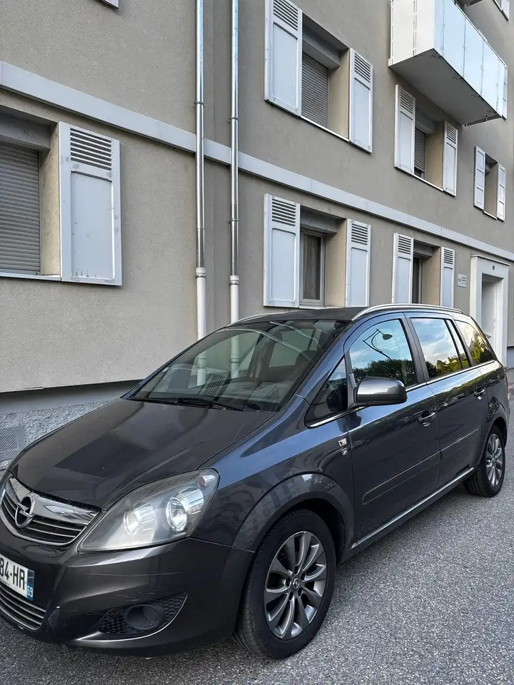 Opel Zafira 1.7 CDTI Selection