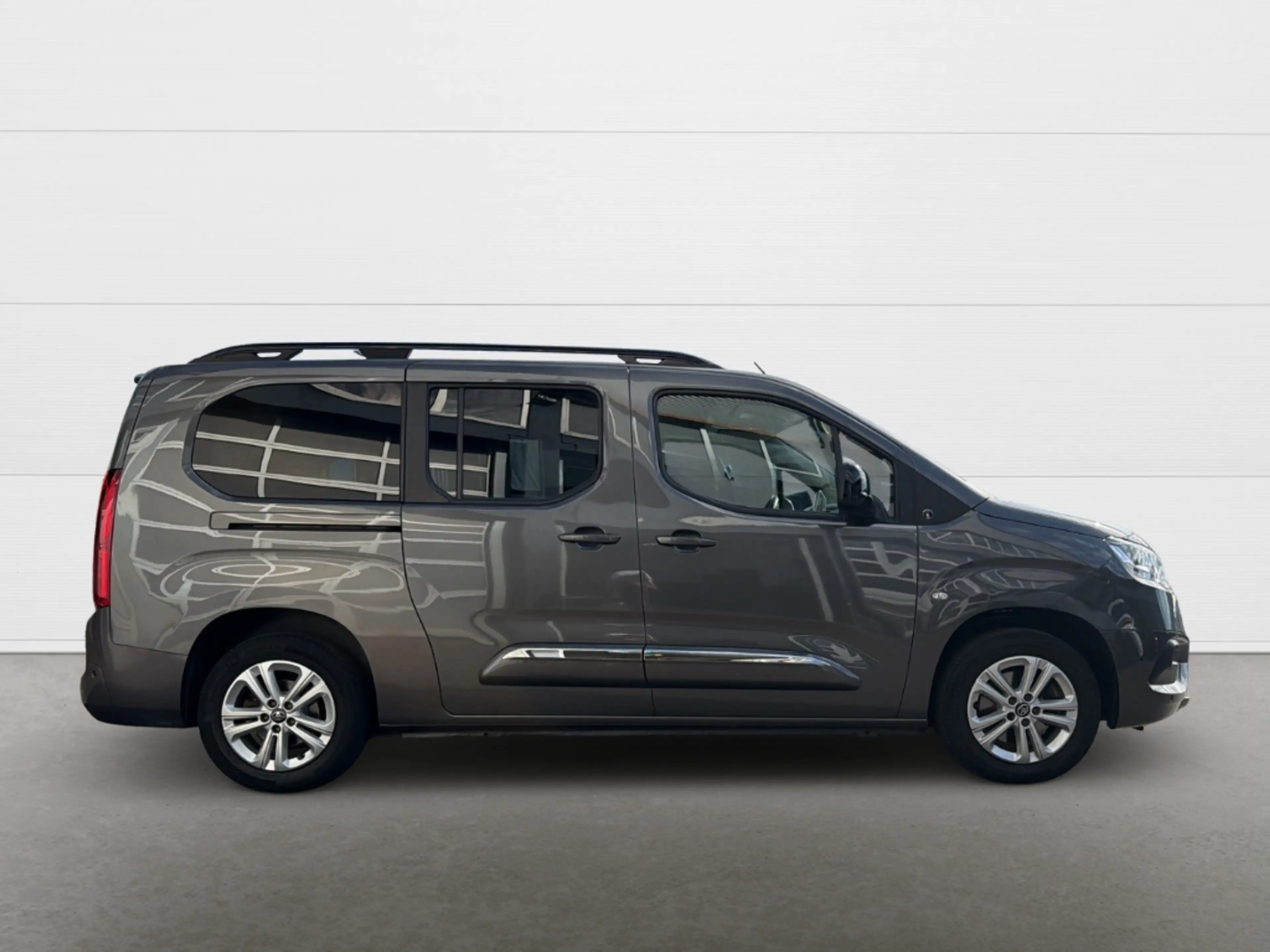 Toyota Proace City Verso Team D L2 5-TÜRIG, 1,2-L-TURBO,Sitzhzg+Totwi — photo 9
