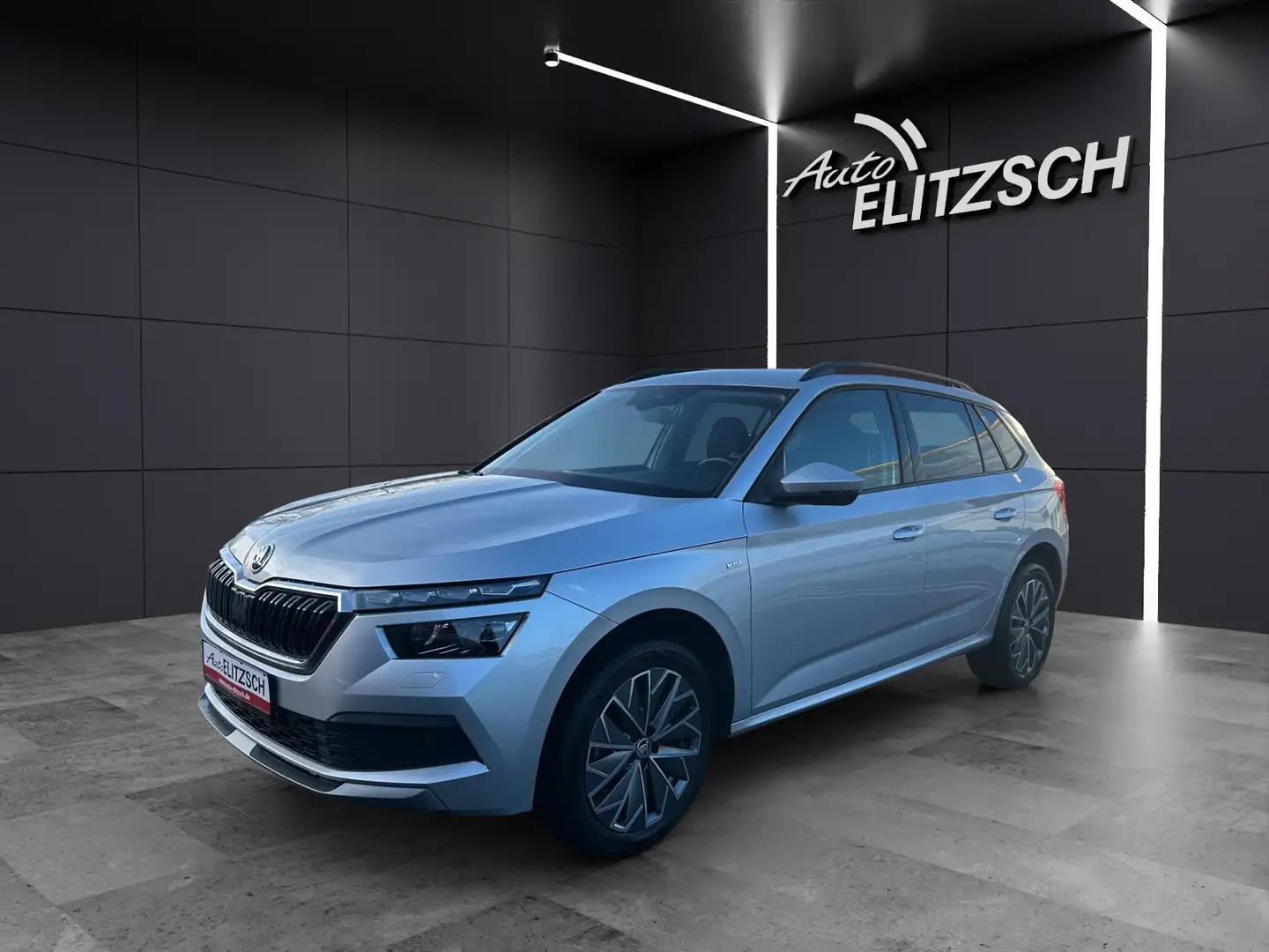 Skoda Kamiq TSI Tour DSG LED Navi AID ACC RFK SH Silber - 2