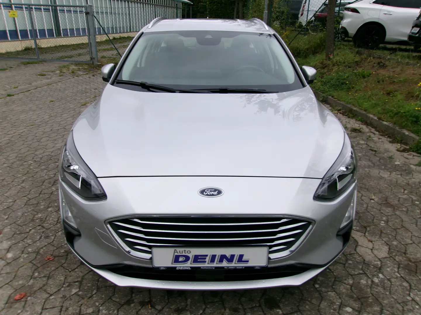 Ford Focus Titanium Plateado - 2