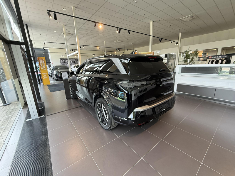 Peugeot 5008 e-5008 210 GT — photo 3