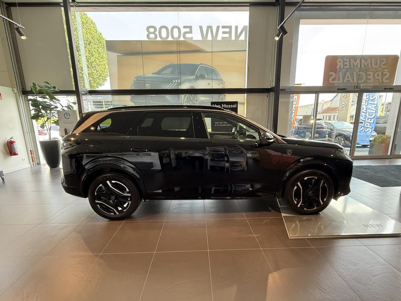 Peugeot 5008 e-5008 210 GT — photo 6