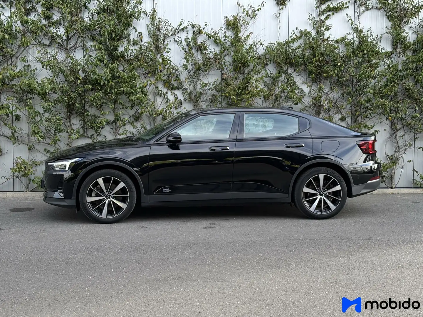 Polestar 2 Long Range Dual Motor | Launch Edition 78kWh | Fekete - 2