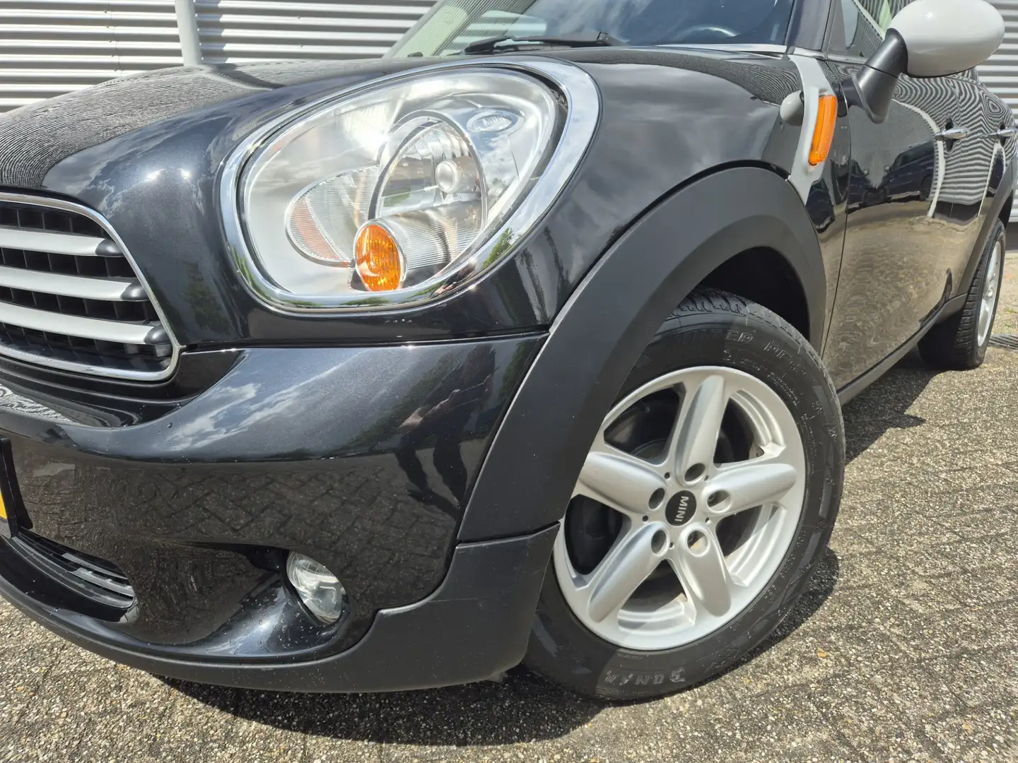 MINI Cooper Countryman 1.6 Pepper Automaat, airco,cruisecontrol,navigatie Zwart - 2