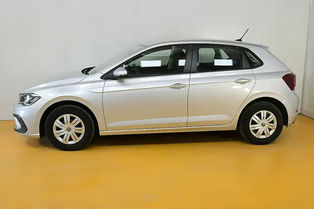 Volkswagen Polo view 5