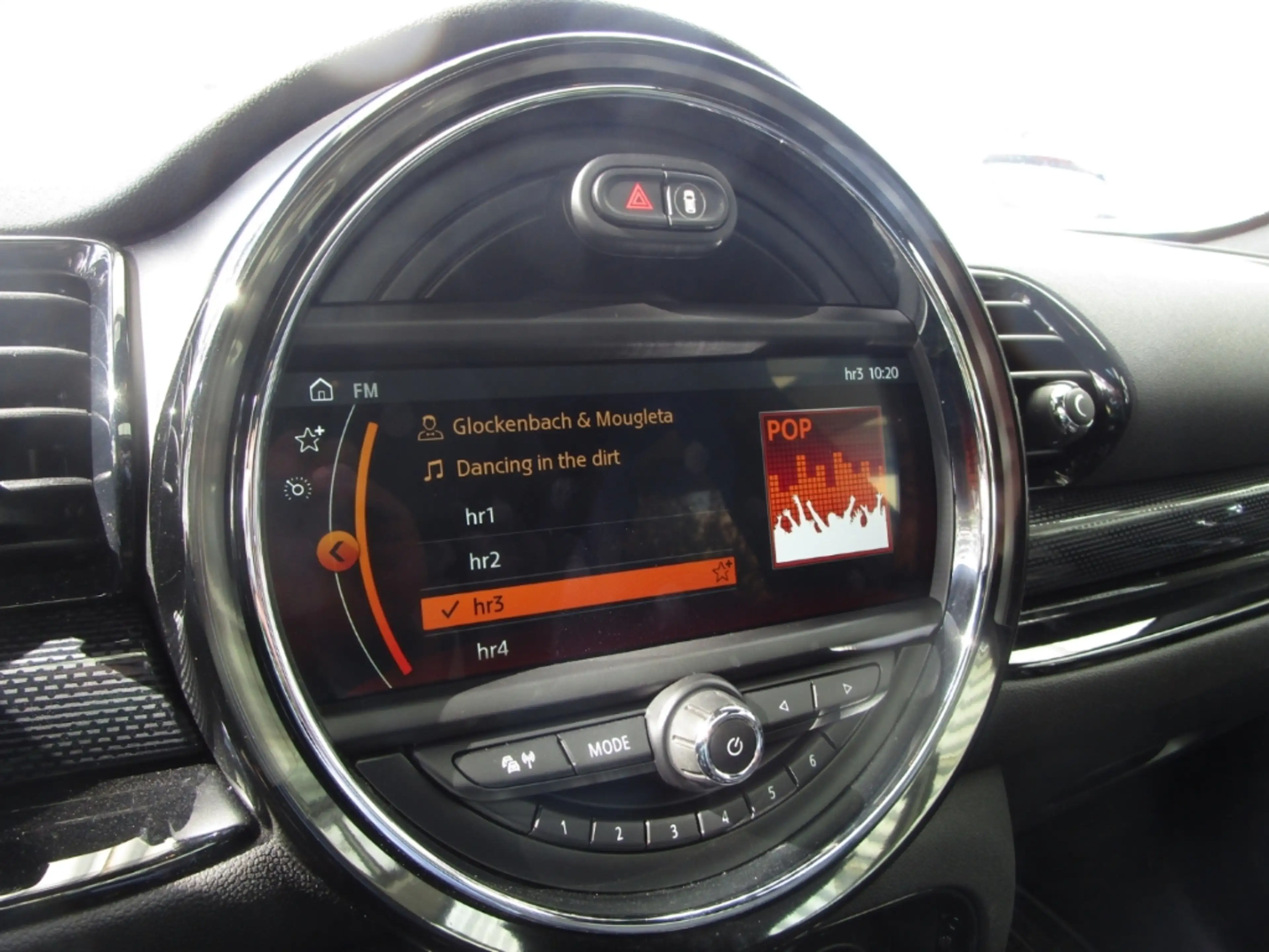 MINI Cooper S Clubman ClubmanCooperSAll4Park-Assistent — photo 12
