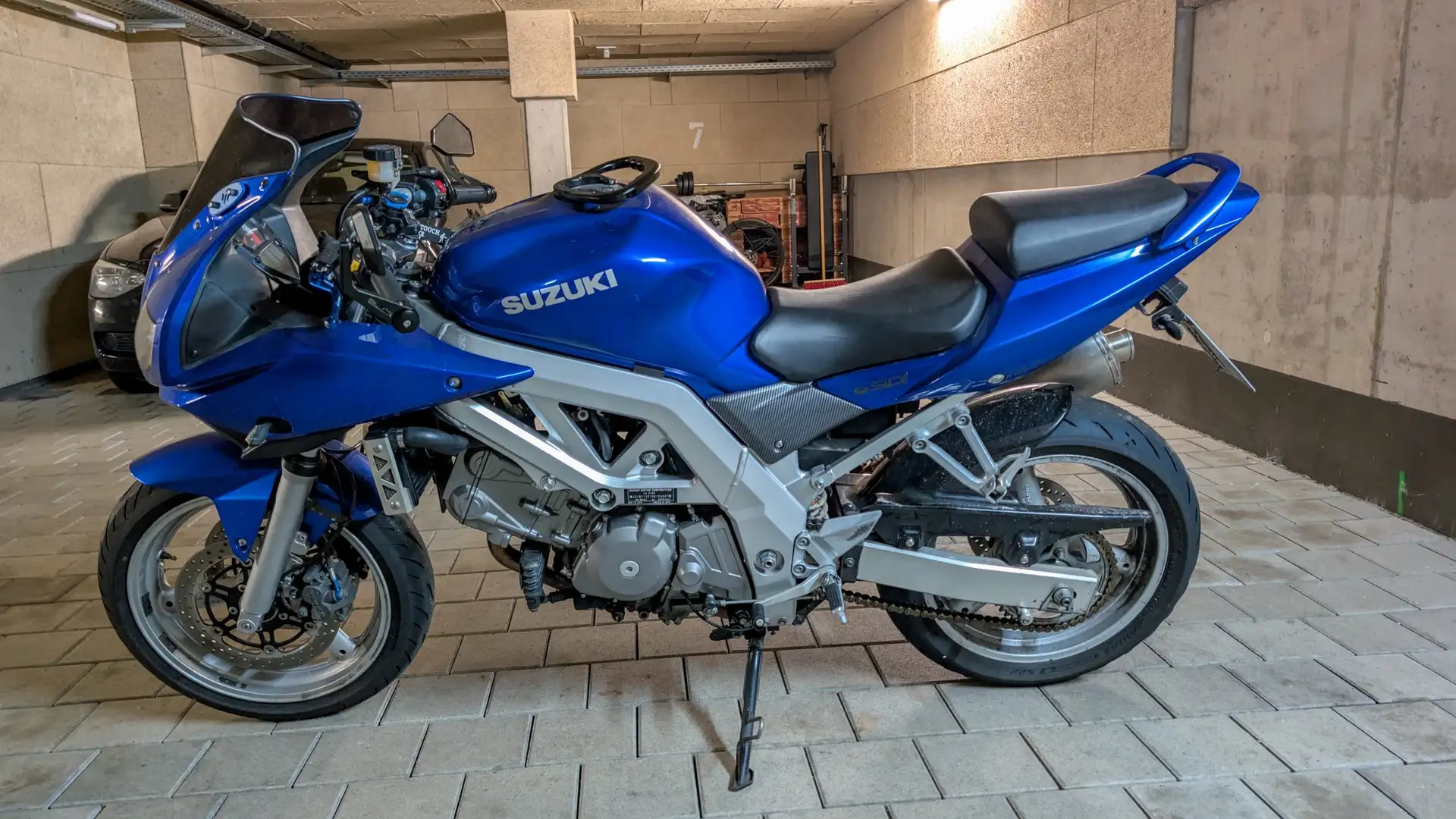 Suzuki SV 650 s (A2) Bj. 2004 Blau - 2