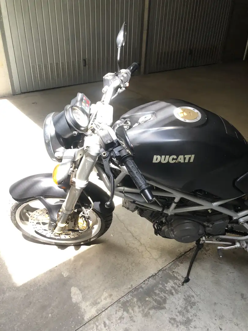 Ducati Monster 600 - 1