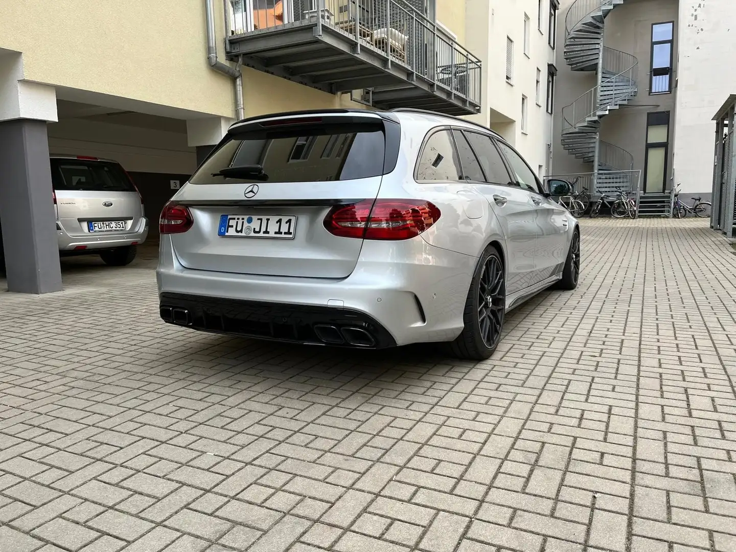 Mercedes-Benz C 63 AMG C 63 S AMG T PERF.ABGAS+DIST+PAN+ Argent - 2