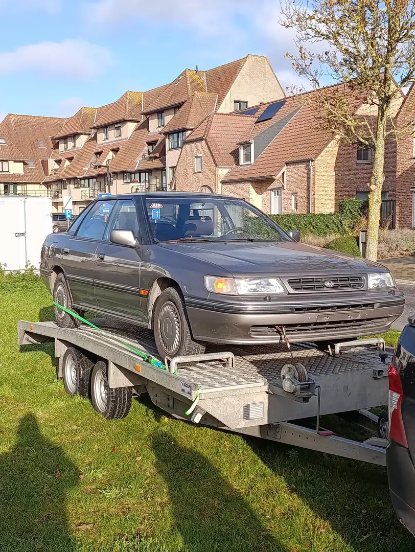 Subaru Legacy Sedan 4WD (BC) - 1