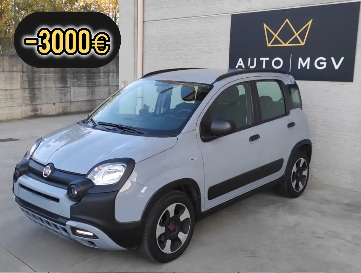 Fiat Panda Panda 1.0 firefly hybrid Cross s&s 70cv 5posti Gris - 1