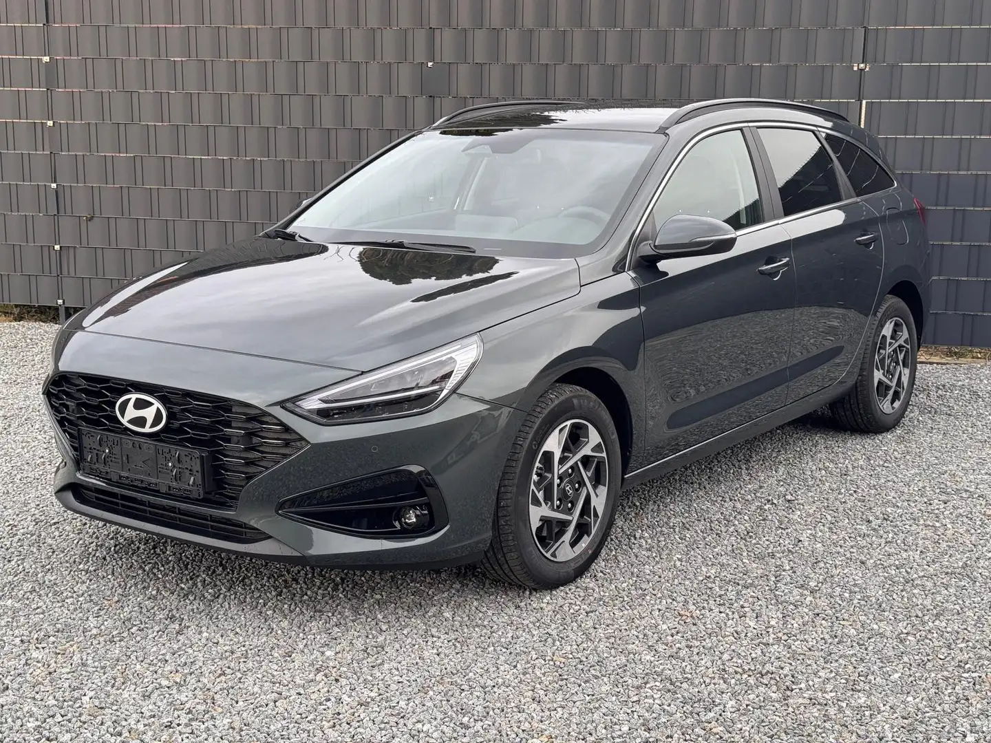 Hyundai i30 Kombi Family Facelift Grün - 2
